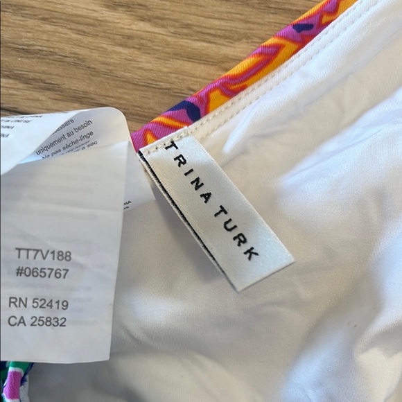 LIKE NEW! Trina Turk Colorful Floral Halter Bikini Top + matching bottoms Sz 12 - Picture 8 of 8